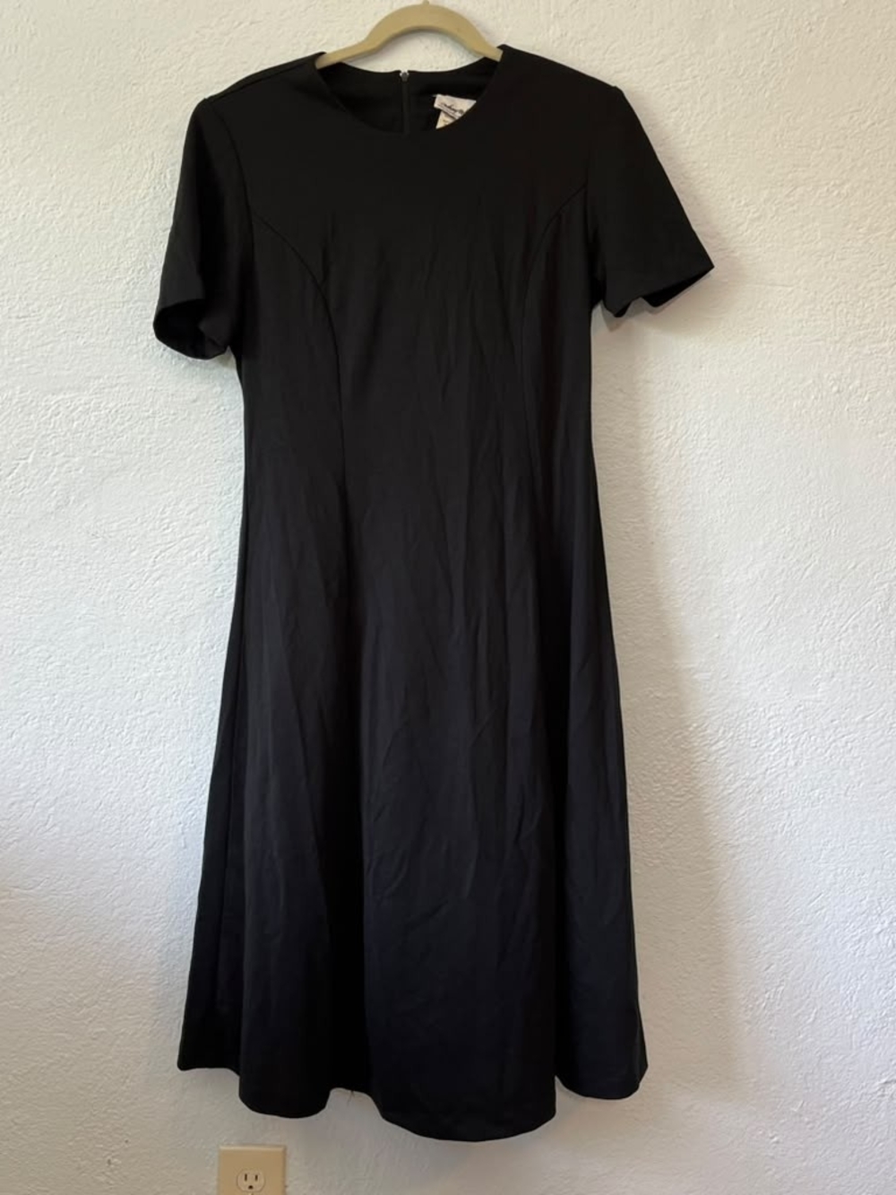 Anthony Richards Black Short-Sleeve A-Line Dress